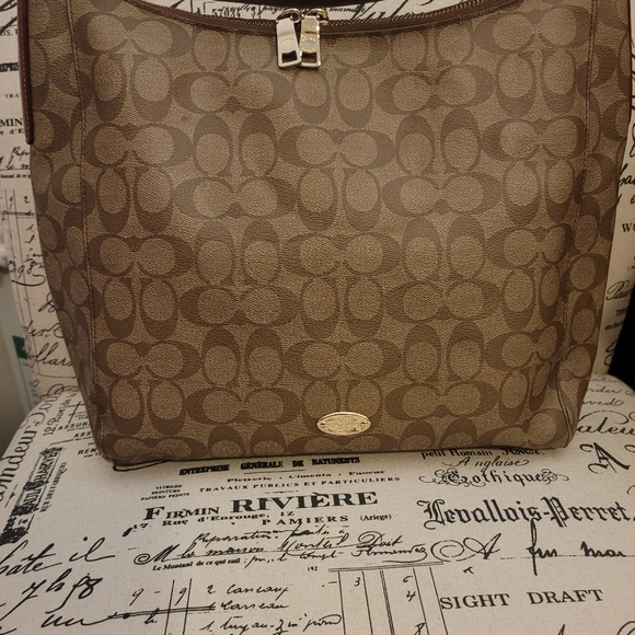 Coach Celeste Convertible Hobo In Signature Coated Canvas - Picture 3 of 16